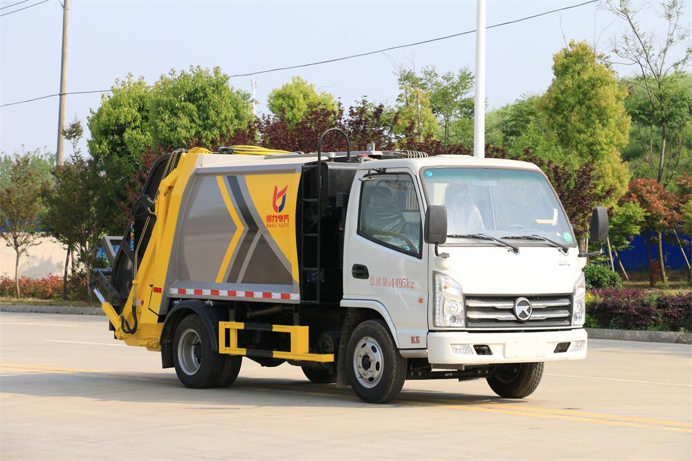4方壓縮垃圾車(chē)-凱馬藍(lán)牌4方壓縮式垃圾車(chē)廠(chǎng)家價(jià)格